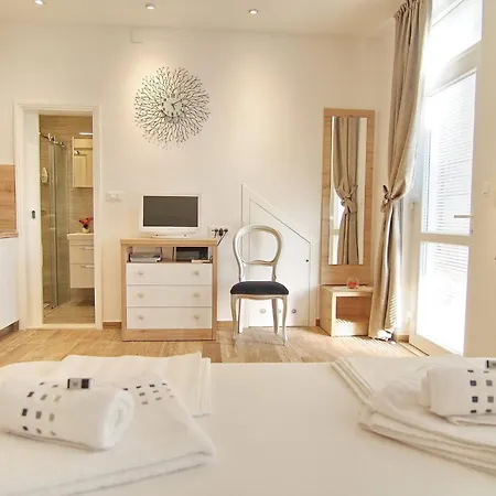 Sweet Escape- With Terrace And Sea View *